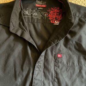 Quiksilver Men’s Small Black Long Sleeve button down shirt